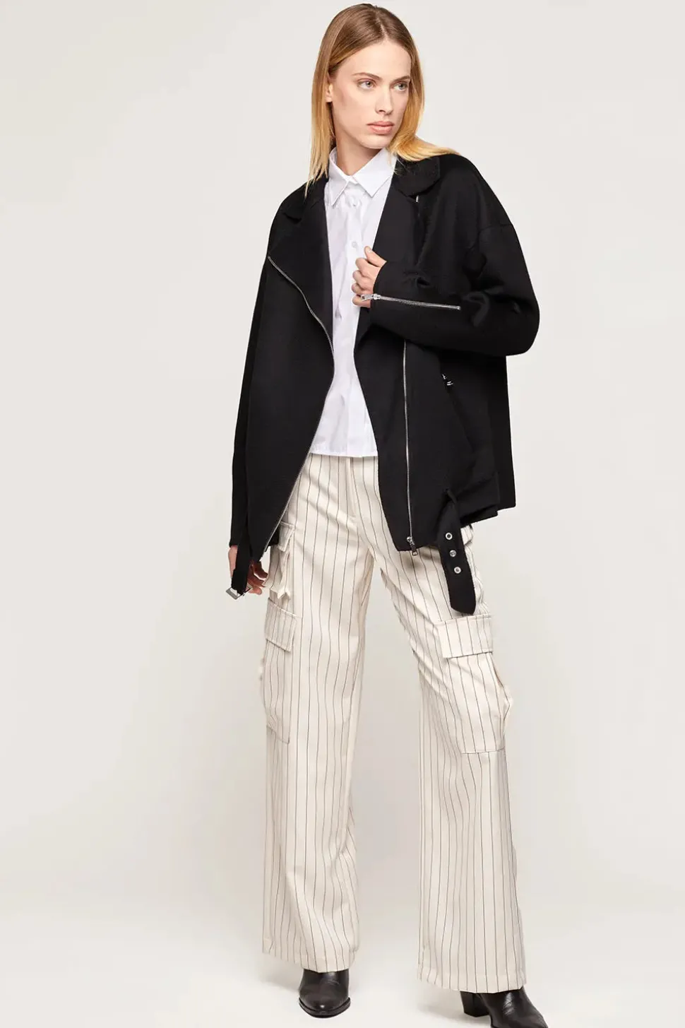 Black cashmere jacket