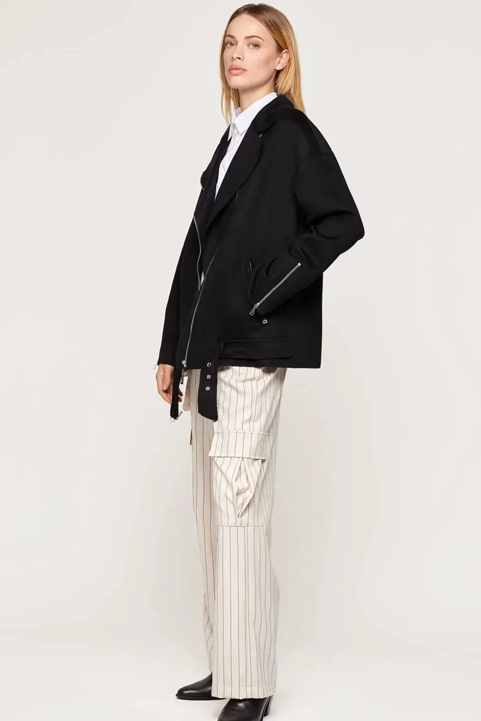 Black cashmere jacket