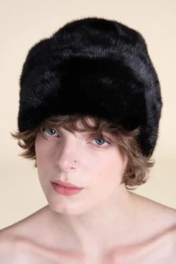 Black mink fur hat