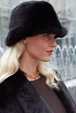 Black mink hat