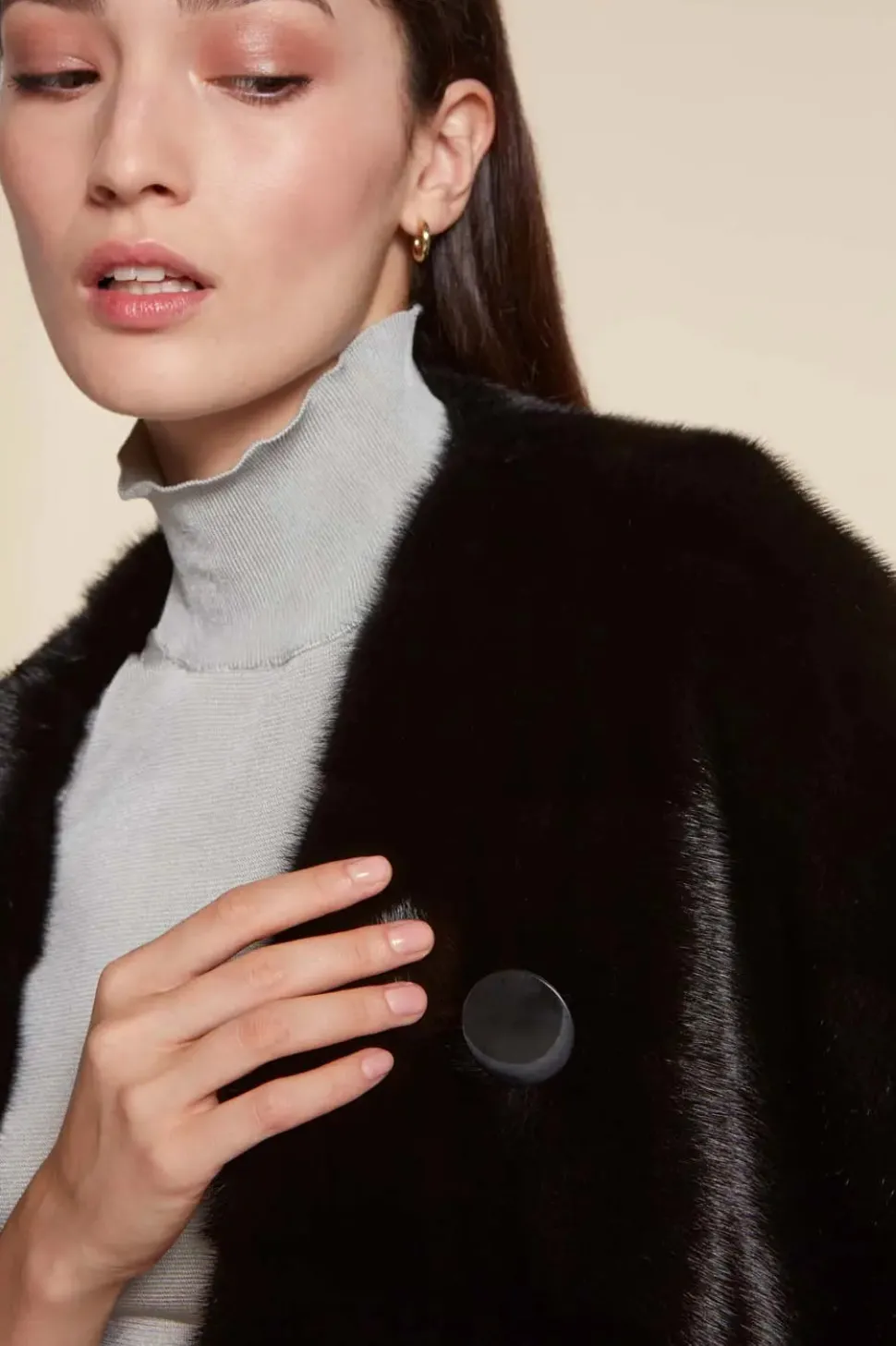 Black mink stole