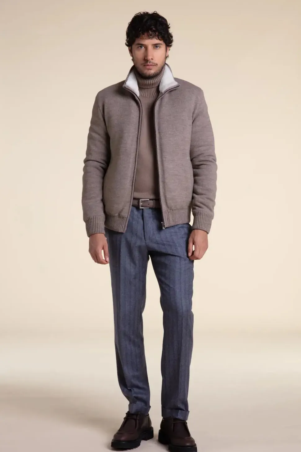 Bomber with fur collar
