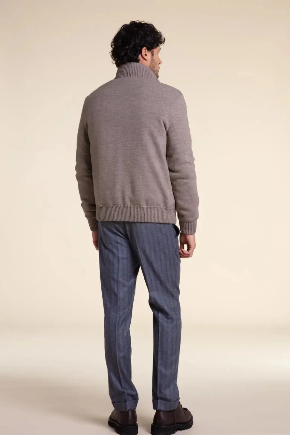 Bomber with fur collar