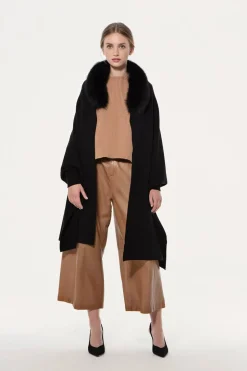 Cape with fox