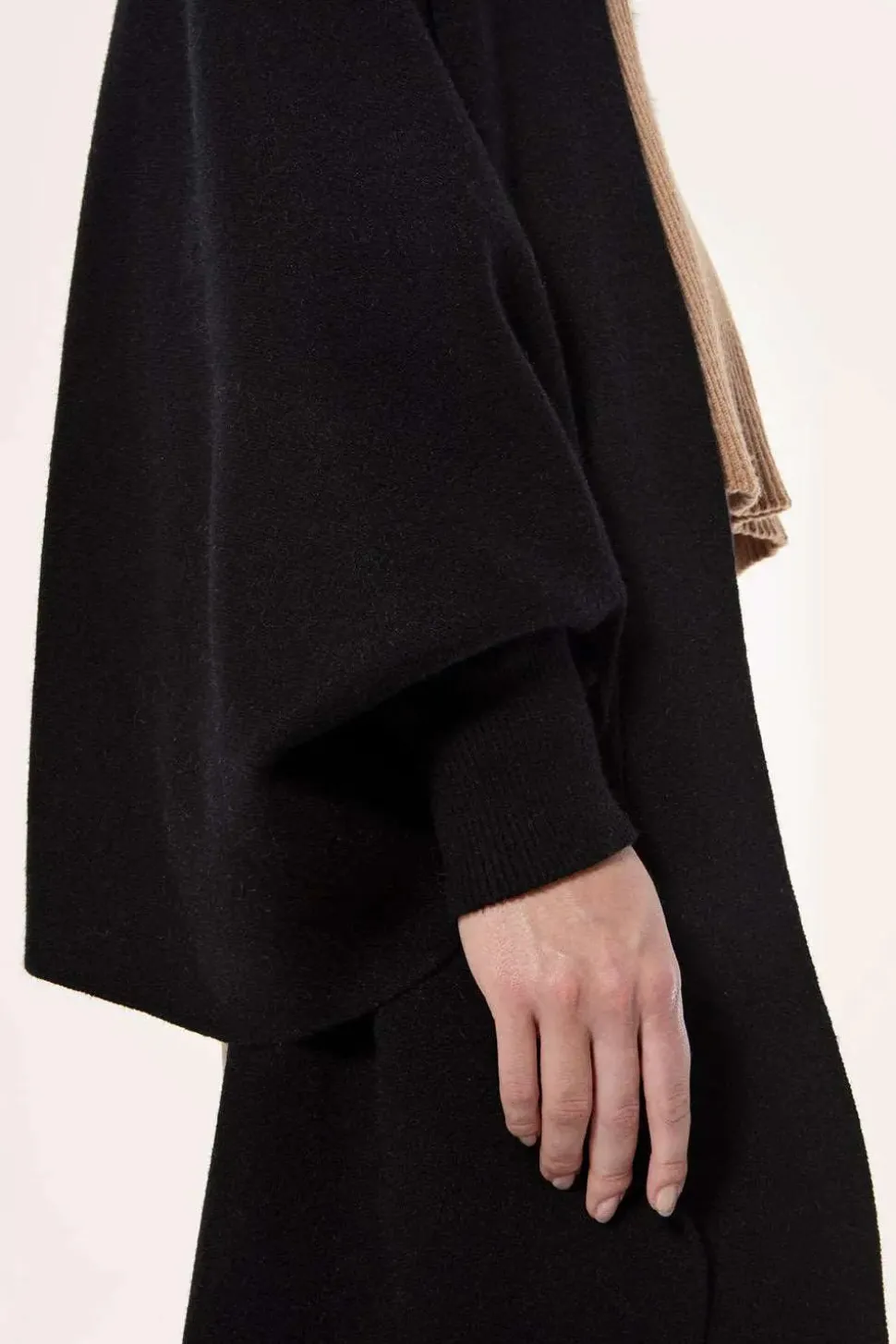 Cape with fox