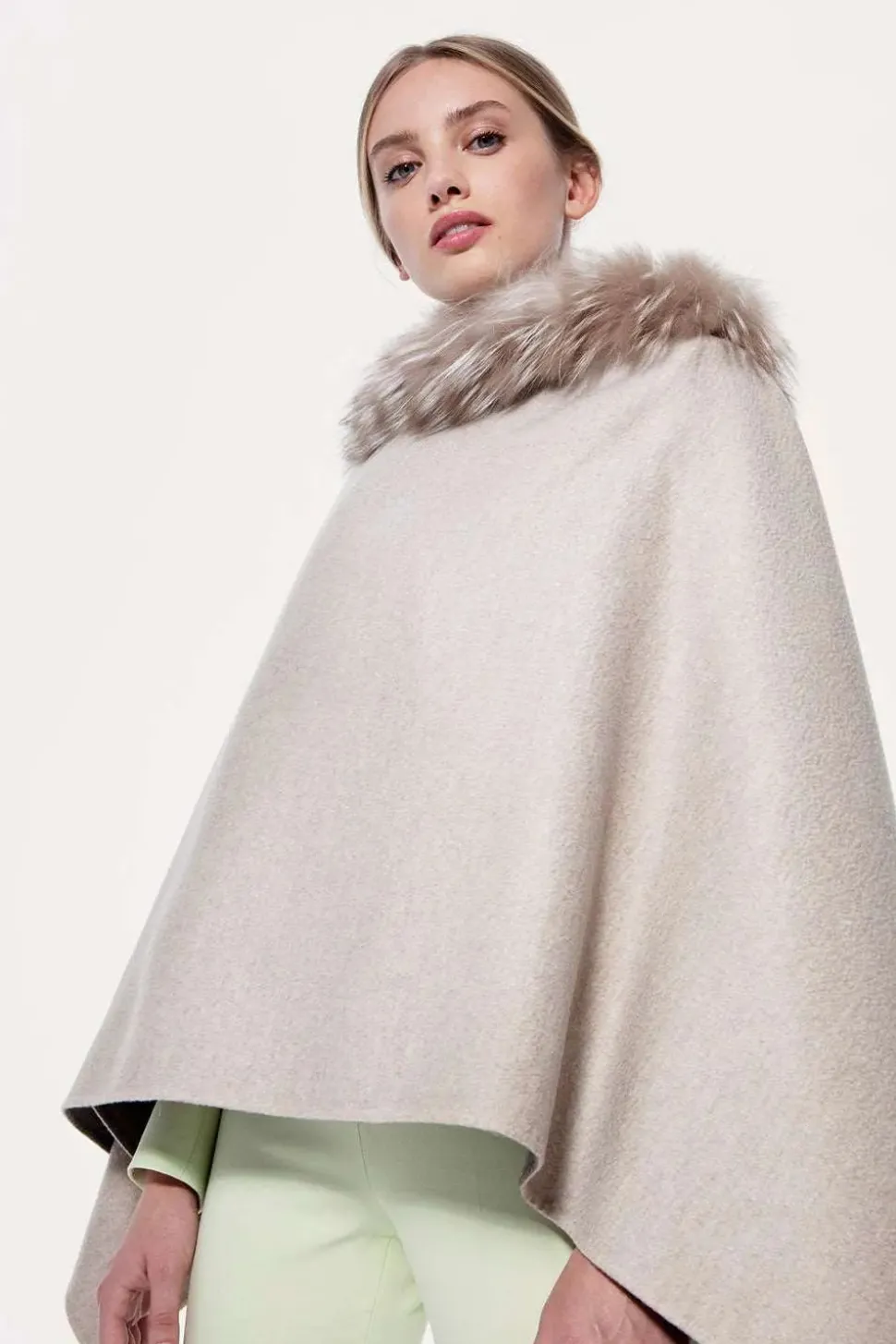 Cape with fox trim