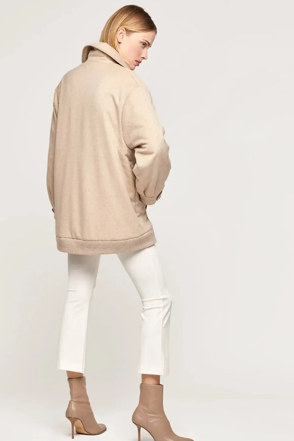 Cashmere beige jacket