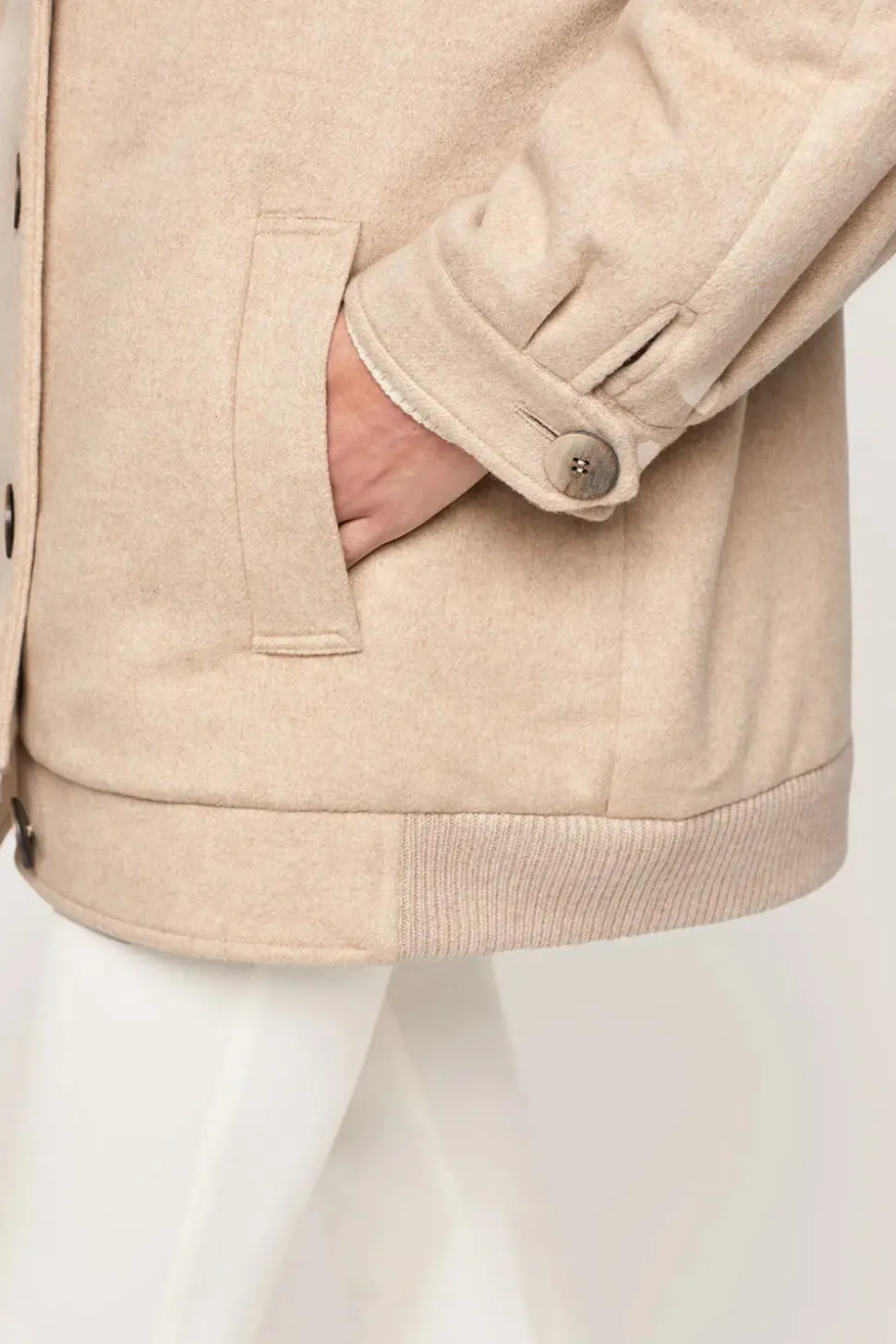 Cashmere beige jacket