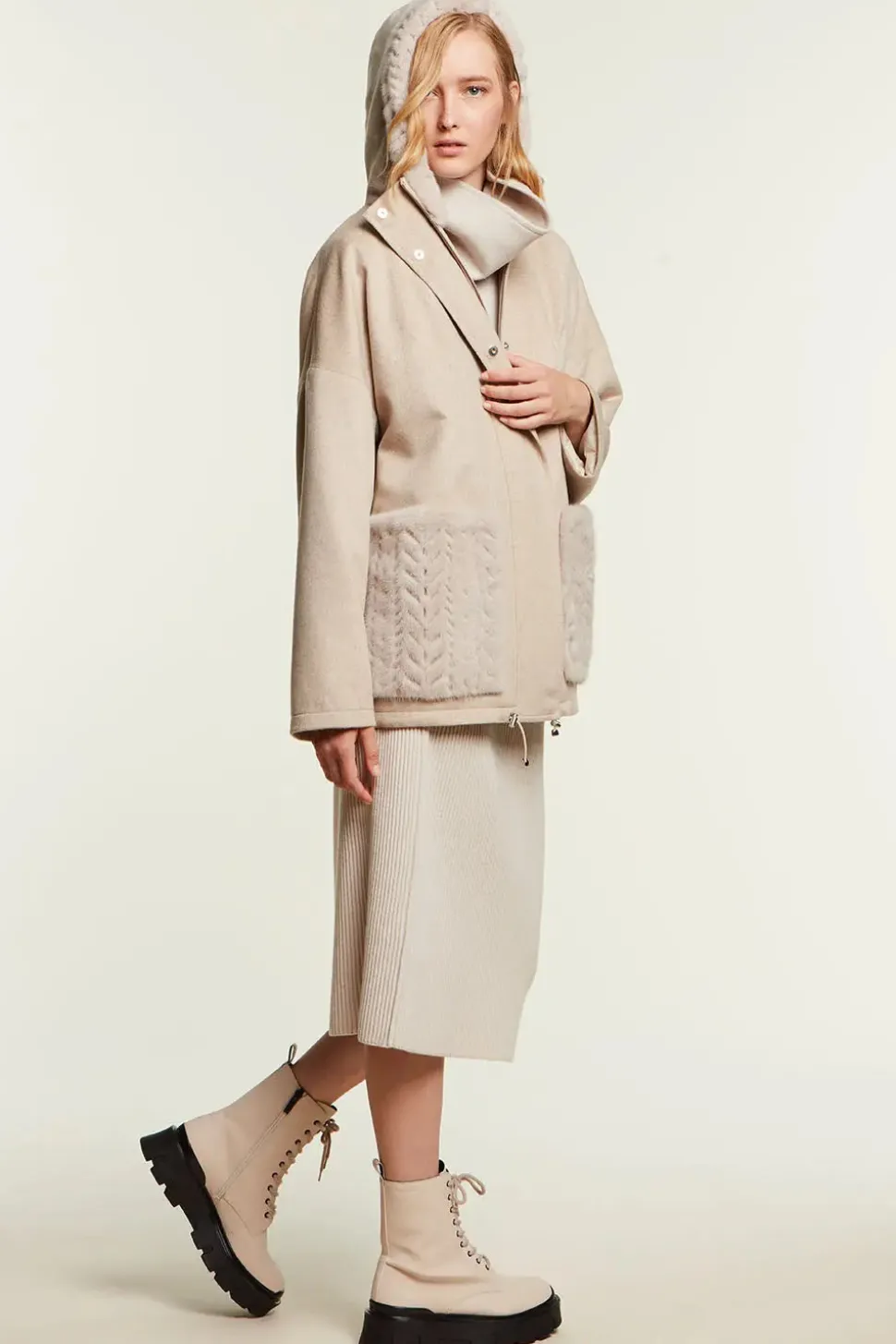 Jacket with mink pockets and hood