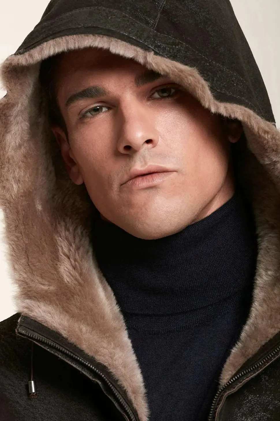 Men sheepskin jacket with hood