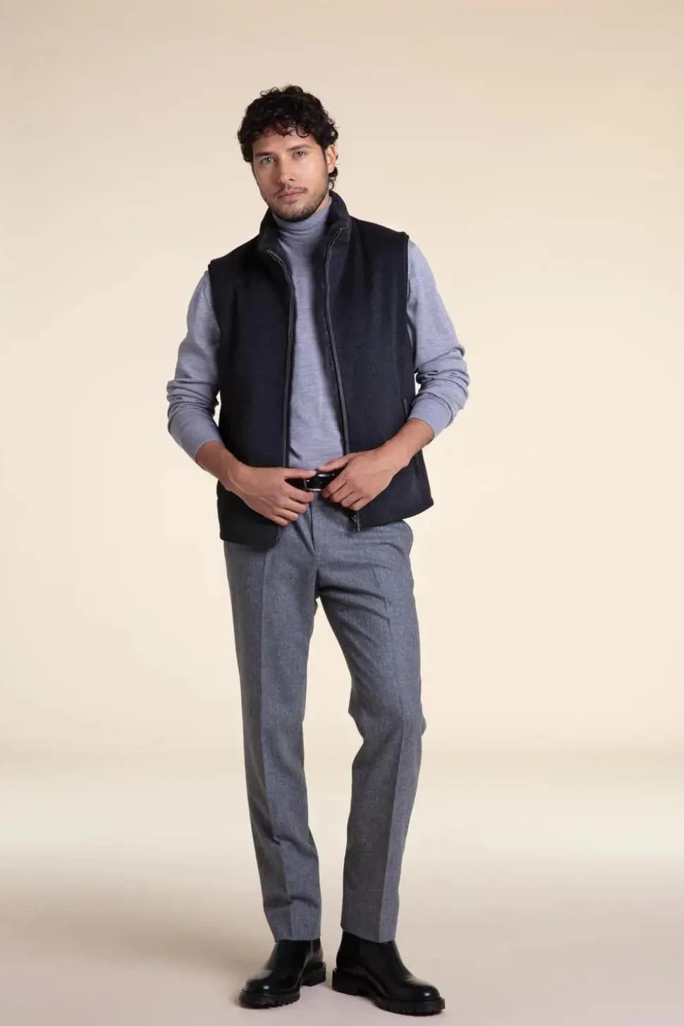 Men vest with fur