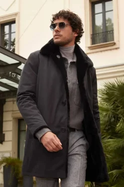 Mens black coat with fur