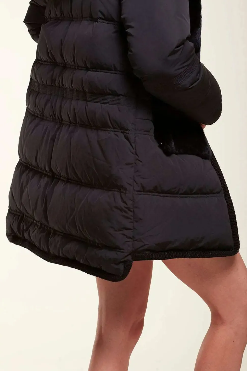 Puffer coat with hood