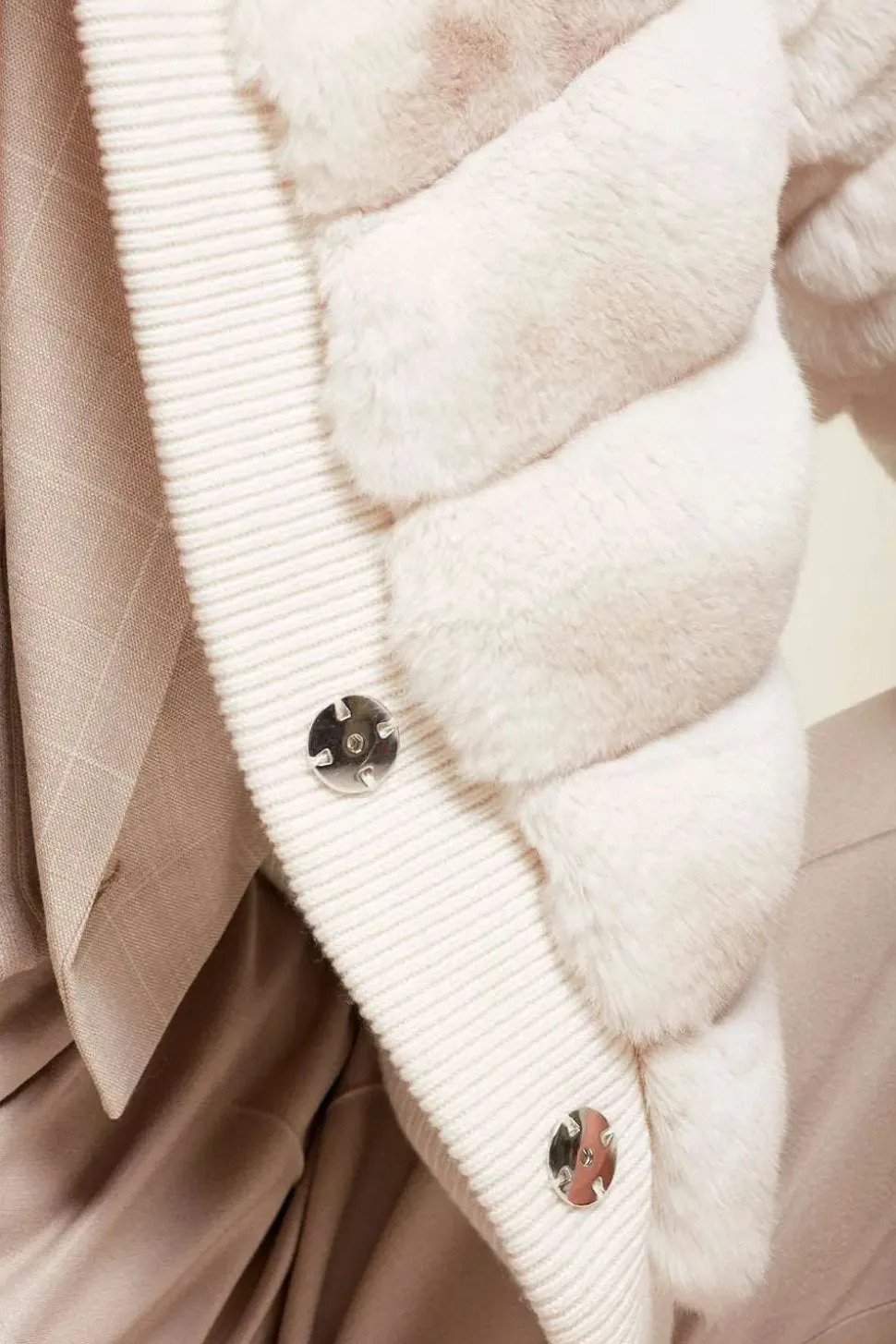 Short chinchilla fur jacket