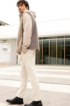 Sleeveless fur jacket men